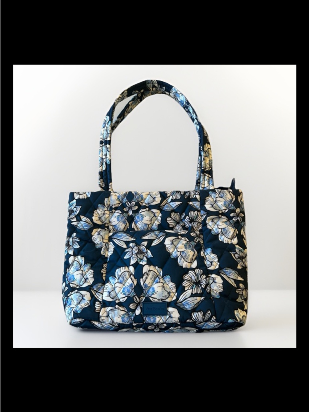 Vera Bradley Vera Lightweight Tote Dive Floral Medallion Blue Padded